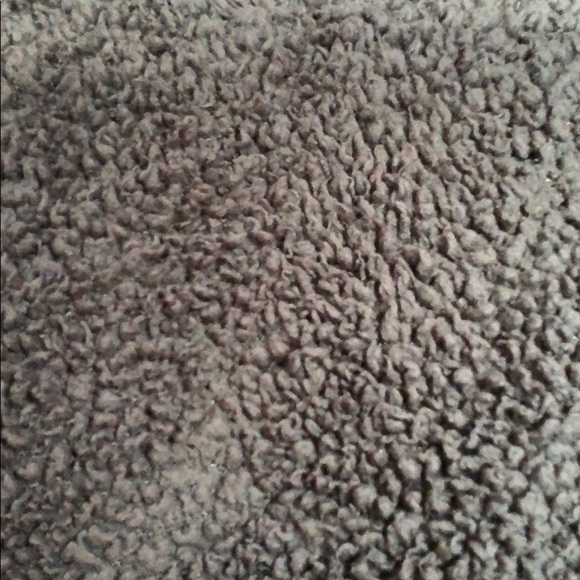 Fuzzy jacket - Picture 2 of 2